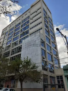 Sala Comercial à venda, 108m² no Centro, Pelotas