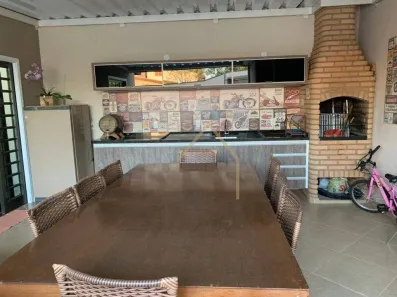 Casa com 5 Quartos à venda, 200m² no Parque Novo Mundo, Americana