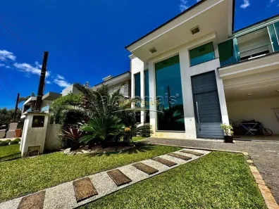 Casa de Condomínio com 3 Quartos à venda, 180m² no Capão da Canoa, Capão da Canoa