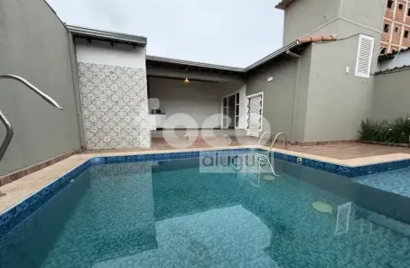 Casa com 3 Quartos para alugar, 279m² no Martins, Uberlândia