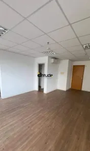 Sala Comercial para alugar, 34m² no Bethaville I, Barueri