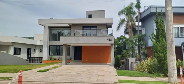 Casa com 4 Quartos à venda, 349m² no Vila Nova, Porto Alegre