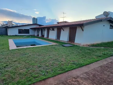 Imóvel Comercial com 2 Quartos à venda, 968m² no Jardim América, Bauru