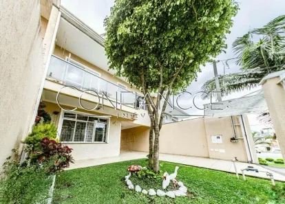 Sobrado com 4 Quartos à venda, 166m² no Xaxim, Curitiba