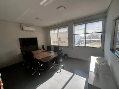 Sala Comercial para alugar, 200m² no Jardim Califórnia, Jacareí