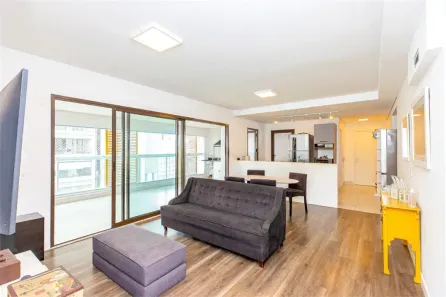 Apartamento com 3 Quartos à venda, 137m² no Jardim das Acácias, São Paulo