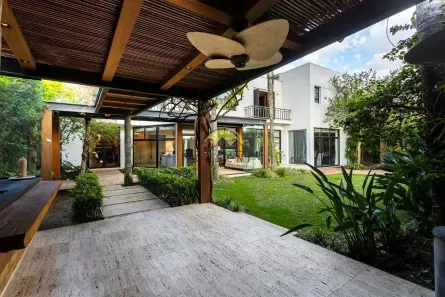 Sobrado com 4 Quartos à venda, 813m² no Boaçava, São Paulo