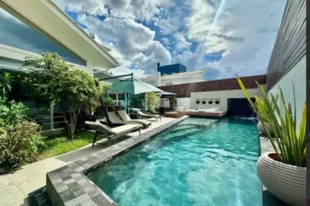 Casa com 5 Quartos à venda, 580m² no Jurerê, Florianópolis