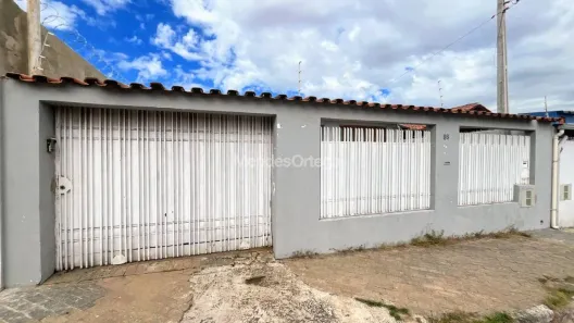 Casa com 2 Quartos à venda, 190m² no Jardim Maria Antônia Prado, Sorocaba