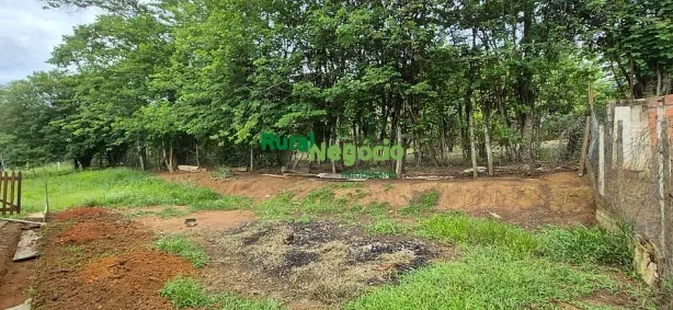 Fazenda/Sítio com 2 Quartos à venda, 1500m² no Vila Comendador Rodrigues Alves, Guaratinguetá