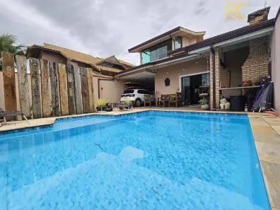 Sobrado com 3 Quartos à venda, 174m² no Bal Stella Maris, Peruíbe