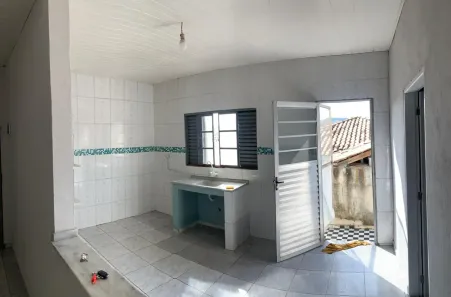 Casa com 2 Quartos para alugar, 40m² no Putim, São José dos Campos
