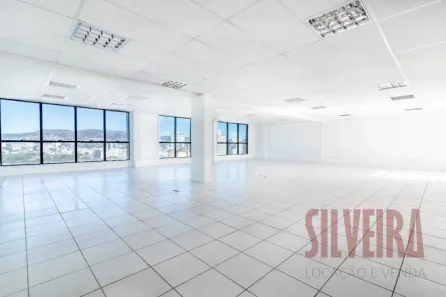 Sala Comercial para alugar, 200m² no Petrópolis, Porto Alegre