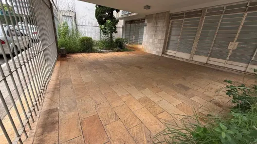 Imóvel Comercial com 4 Quartos à venda, 382m² no Centro, Jundiaí