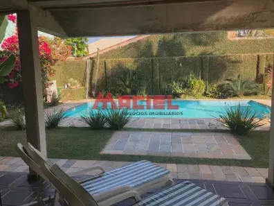 Sobrado com 3 Quartos à venda, 240m² no Jardim América, Jacareí
