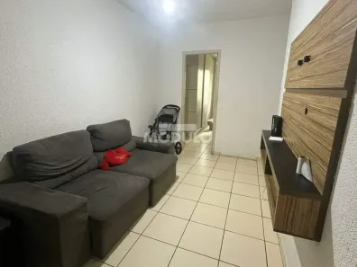 Casa de Condomínio com 3 Quartos à venda, 90m² no Aclimação, Uberlândia