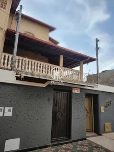 Casa com 9 Quartos à venda, 576m² no Vila Sumaré, Montes Claros