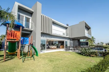 Casa de Condomínio com 5 Quartos à venda, 900m² no XANGRI-LÁ, Xangri-lá