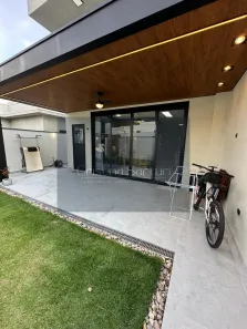 Casa de Condomínio com 3 Quartos à venda, 180m² no Jardim Jacinto, Jacareí