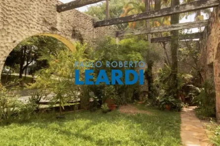 Casa com 5 Quartos à venda, 200m² no Sumaré, São Paulo