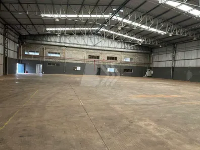 Galpão/Depósito/Armazém para alugar, 1600m² no , Iracemápolis