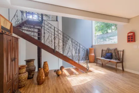 Casa com 4 Quartos à venda, 365m² no Anita Garibaldi, Joinville