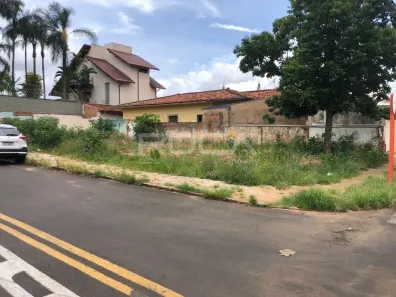 Lote/Terreno à venda, 320m² no Centro, São Carlos
