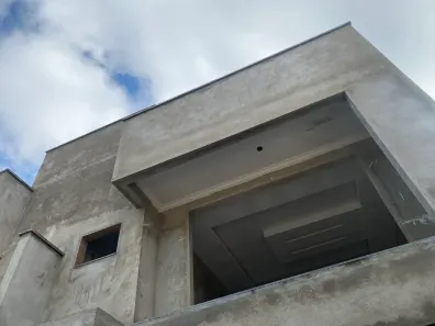 Sobrado com 3 Quartos à venda, 196m² no Goiânia 2, Goiânia