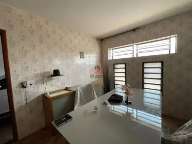 Apartamento com 3 Quartos para alugar, 142m² no São Benedito, Uberaba