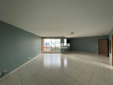 Apartamento com 3 Quartos para venda ou aluguel, 120m² no Centro, Marília