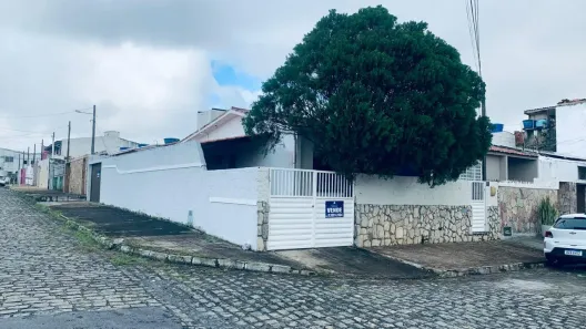 Casa com 2 Quartos à venda, 180m² no Serraria, Maceió