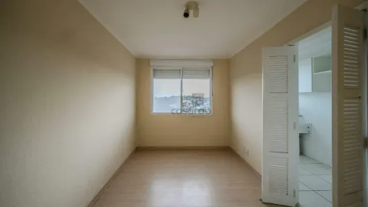 Apartamento com 2 Quartos para alugar, 60m² no Centro, Pelotas