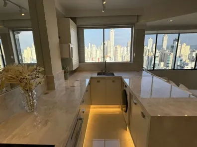 Apartamento com 2 Quartos à venda, 78m² no Centro, Balneário Camboriú