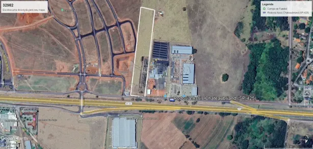 Lote/Terreno à venda, 150m² no , Guapiaçu
