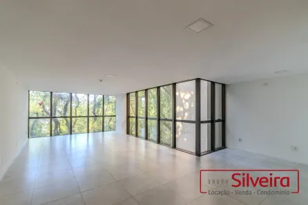 Sala Comercial para venda ou aluguel, 57m² no Floresta, Porto Alegre