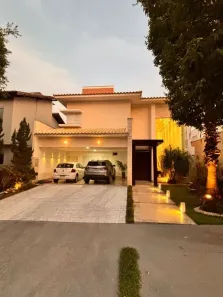 Casa de Condomínio com 4 Quartos à venda, 300m² no Condomínio Belvedere, Cuiabá