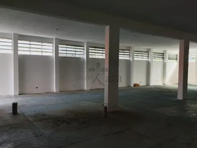 Ponto Comercial para alugar, 256m² no Jardim Esperança, Jacareí