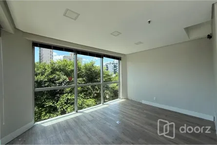 Sala Comercial à venda, 43m² no Higienópolis, Porto Alegre