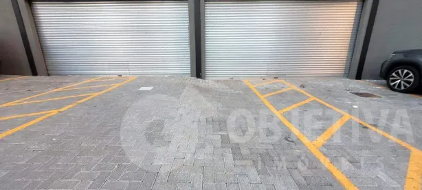 Ponto Comercial para alugar, 67m² no Cidade Jardim, Uberlândia