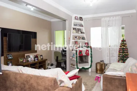 Casa com 5 Quartos à venda, 250m² no Paquetá, Belo Horizonte