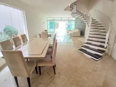 Casa com 3 Quartos para alugar, 380m² no Planalto Paulista, São Paulo