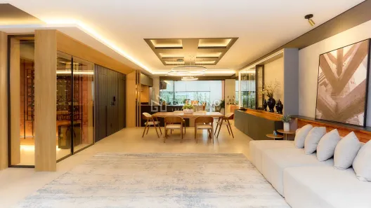 Casa de Condomínio com 3 Quartos à venda, 321m² no Uberaba, Curitiba