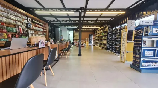 Sala Comercial à venda, 234m² no Jardim Eldorado, Palhoça