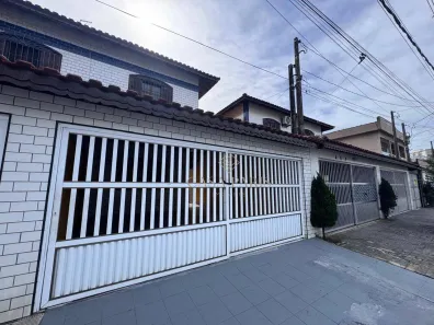 Sobrado com 2 Quartos à venda, 97m² no Caiçara, Praia Grande