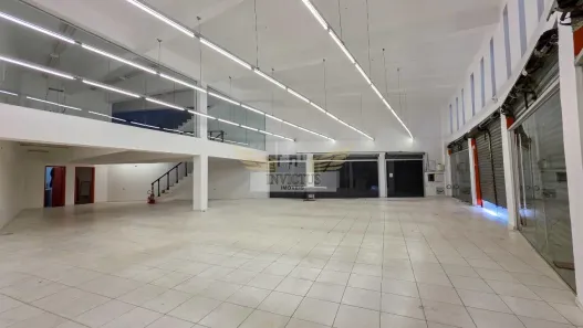 Prédio Comercial para alugar, 730m² no Santa Terezinha, Santo André