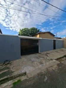 Casa com 3 Quartos à venda, 122m² no Fátima, Teresina