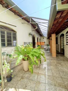 Casa com 3 Quartos à venda, 255m² no Centro, Santa Bárbara D'Oeste