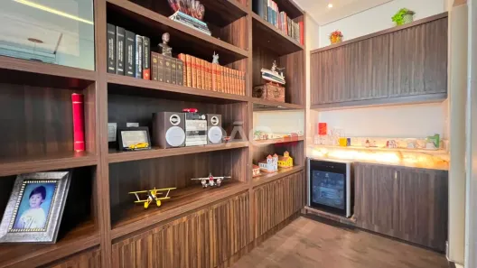 Ponto Comercial para alugar, 333m² no Setor Bueno, Goiânia