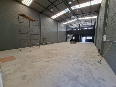 Galpão/Depósito/Armazém para alugar, 300m² no Jardim Leocádia, Sorocaba