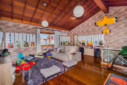 Apartamento com 3 Quartos à venda, 271m² no Jardim Lindóia, Porto Alegre